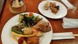 フルーツフラワーパーク　ビュッフェ