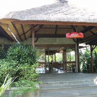 有名なダラ・スパがある