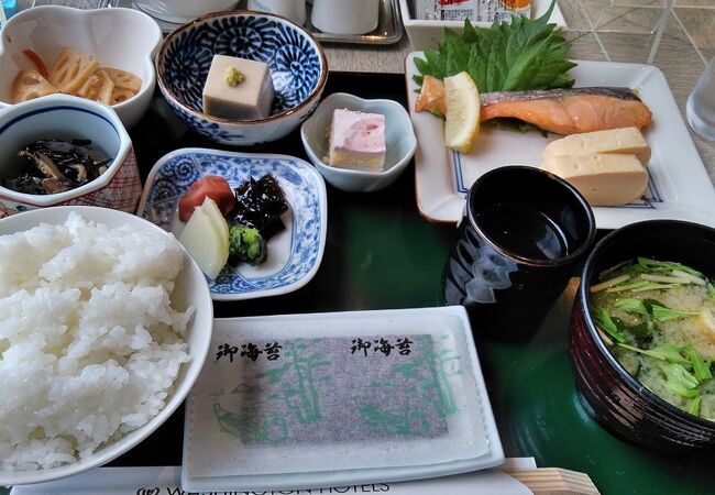 和朝食　宝塚ワシントンホテル