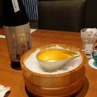 冷酒は、有名な能作。錫製で、いつまでも美味しく冷たい。