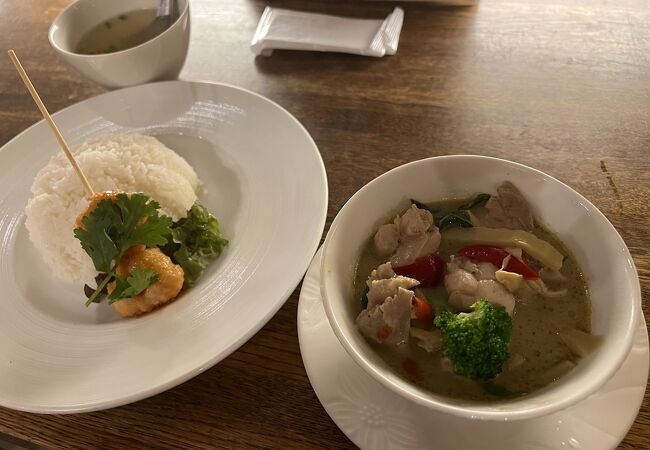 タイ料理 スワンナプームタイ 大阪