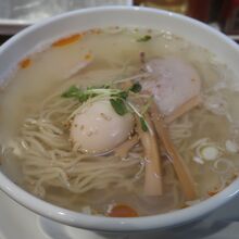 塩ラーメン(飯坂ラーメン)