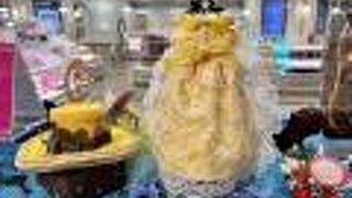 入口にあるミニドール