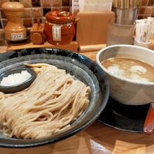 麺匠 たか松 本店