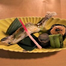 琵琶湖産鮎の塩焼き