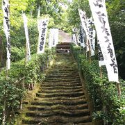 鎌倉最古の寺、茅葺きの観音堂