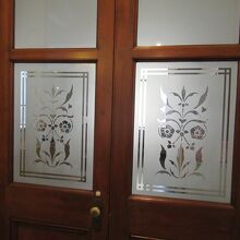 閉じていました