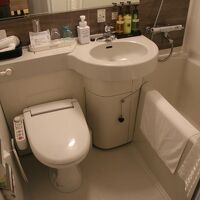 風呂・トイレは三点ユニット