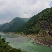 雄大な川の絶景