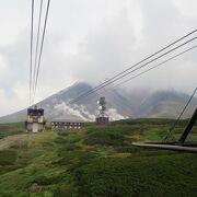 旭岳五合目まで10分で上がれるので登山に利用しました。