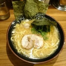 ラーメン並脂多め