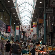 活気ある商店街