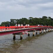 松島湾の福浦島に渡る橋