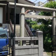 かっぱ橋道具街通り沿いにある神社