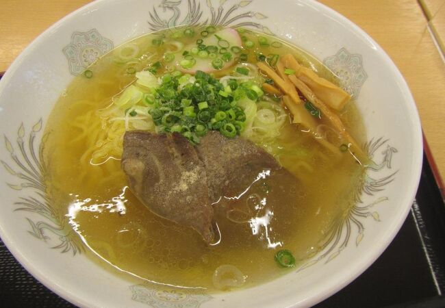 朝ラーメンを食べました