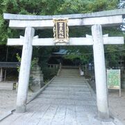 石清水八幡宮の摂社です