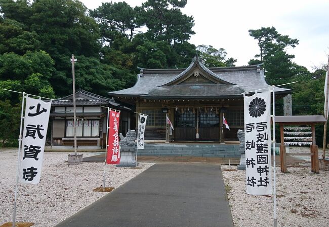 意外に新しい神社