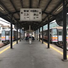 姫新線・芸備線ホーム