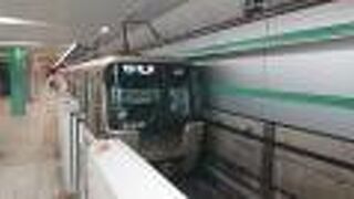 ４両編成の地下鉄！