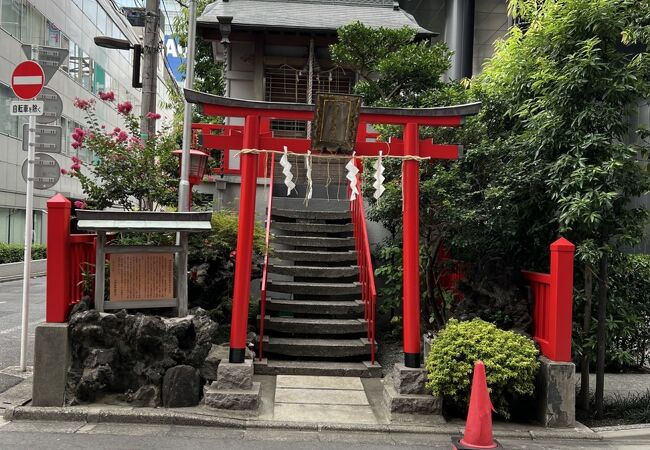 地元の人に守られる神社