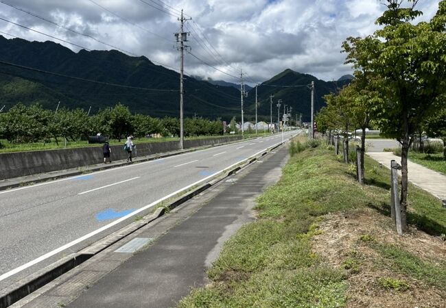 美術館や温泉宿があります