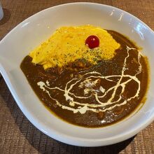オムカレー