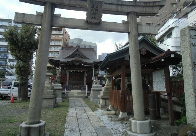 三輪厳島神社