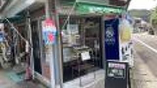 かき氷で生き返りました(杉ようかんは素朴な味わい)