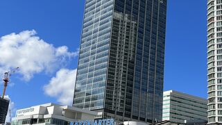 アクセス良いショッピングモール