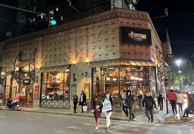 イル ポスティーノ