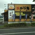 お店の外観は、とんかつ屋さんと分かるタイプ