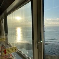 12階のレストランから朝日を撮りました。