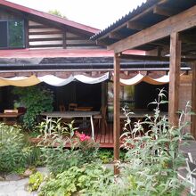 梅蔵の古民家風店内