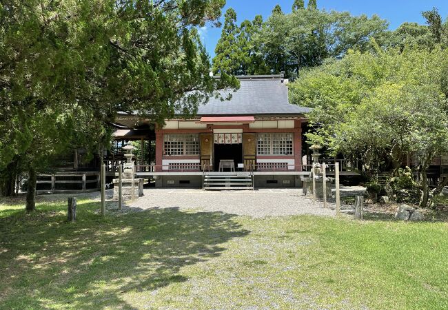 相良護国神社