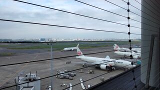 「ビッグバード」って一体何なんだろうと思っていました。