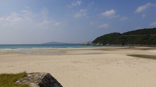 コバルトブルーの美しい海