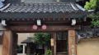 犀川大橋からすぐ