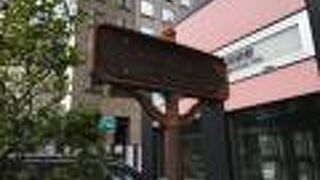 人形町エリアの大通り