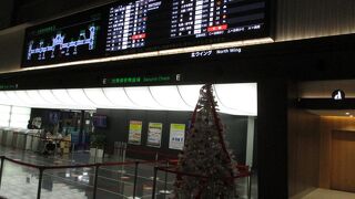 クリスマスシーズンの羽田空港 第1旅客ターミナル2020