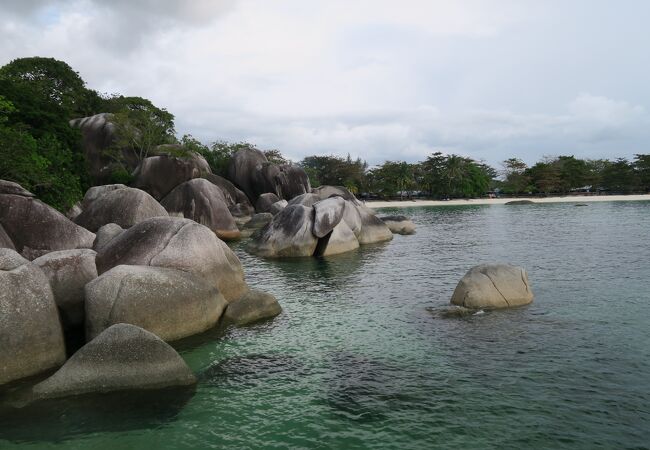 タンジュン ティンギ ビーチ