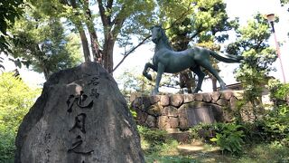 源頼朝ゆかりの馬