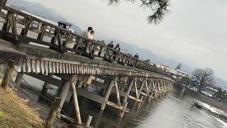 歩いて渡りました