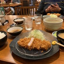 平田牧場 とん七 鶴岡こぴあ店