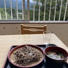 おみやげ・お食事処 神田家