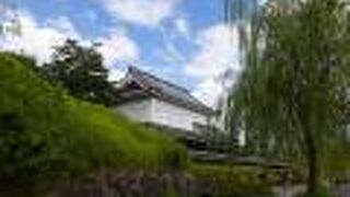 暦応2年築城の勝竜寺城を中心とした公園です