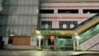 碧潭まだは少し距離があります。