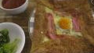 ガレット・クレープのフレンチカフェです