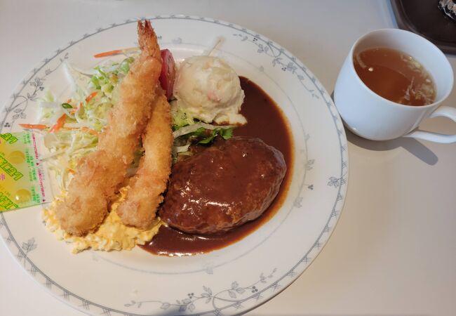 以前から気になっていた洋食屋さん