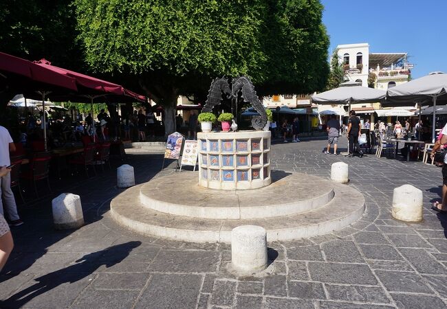 Evreon Martyron Square