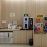 アメニティはこちらから　コーヒー＆紅茶もこちらにあります